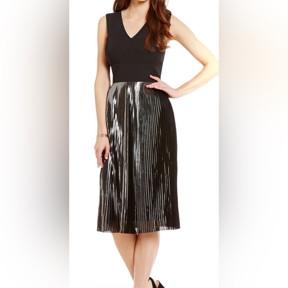 NWT Antonio Melani Pleated Skirt Dress Size 2
